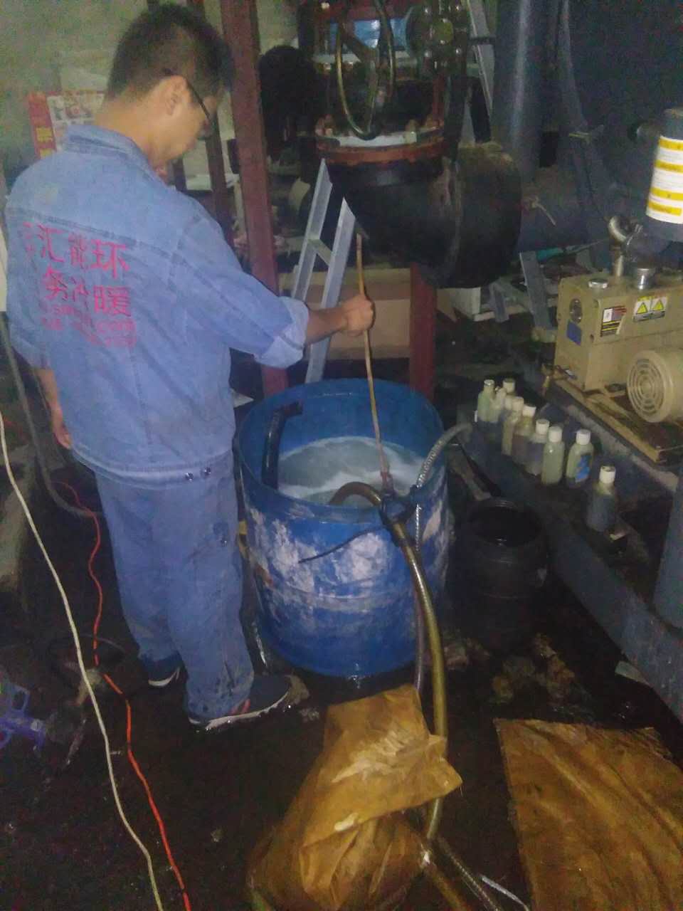 溴化鋰制冷機(jī)清洗